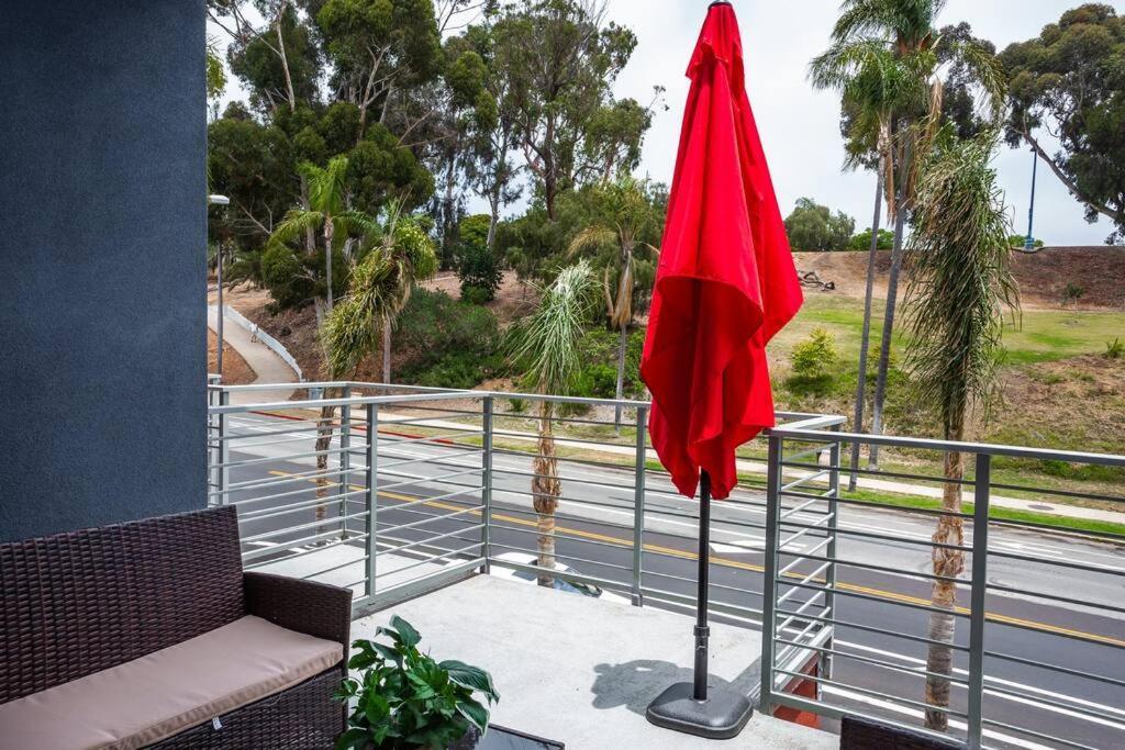 Studio With Large Balcony- San Diego Gateway Exterior foto